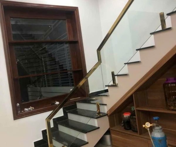 [ *& ] Cầu Thang Kính Tay Inox Mạ Màu - Giải Pháp Kiến Trúc Thượng Lưu