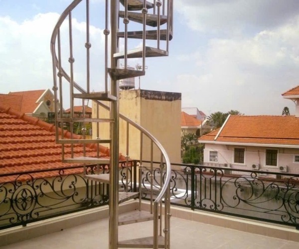 Tay Vịn Inox Mạ Vàng PVD – Gia Công Theo Chiều Dài Cầu Thang  Tại Đồng Xoài