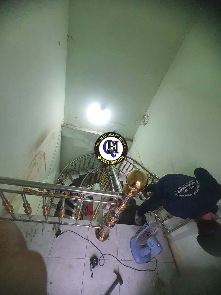 Đơn Vị Thi Công Cầu Thang Inox TPHCM Chuyên Nghiệp, Bảo Hành Dài Hạn