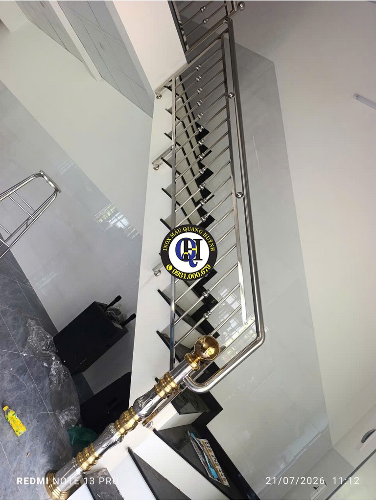 Đơn Vị Thi Công Cầu Thang Inox TPHCM Chuyên Nghiệp, Bảo Hành Dài Hạn