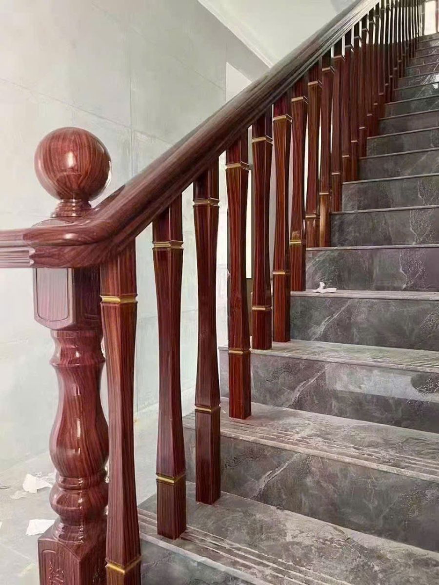 Cầu Thang Nhôm Cao Cấp Quận 1: Đẹp, Hiện Đại