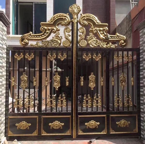 https://inoxmaubinhduong.com/san-pham/cua-cong-sac.t