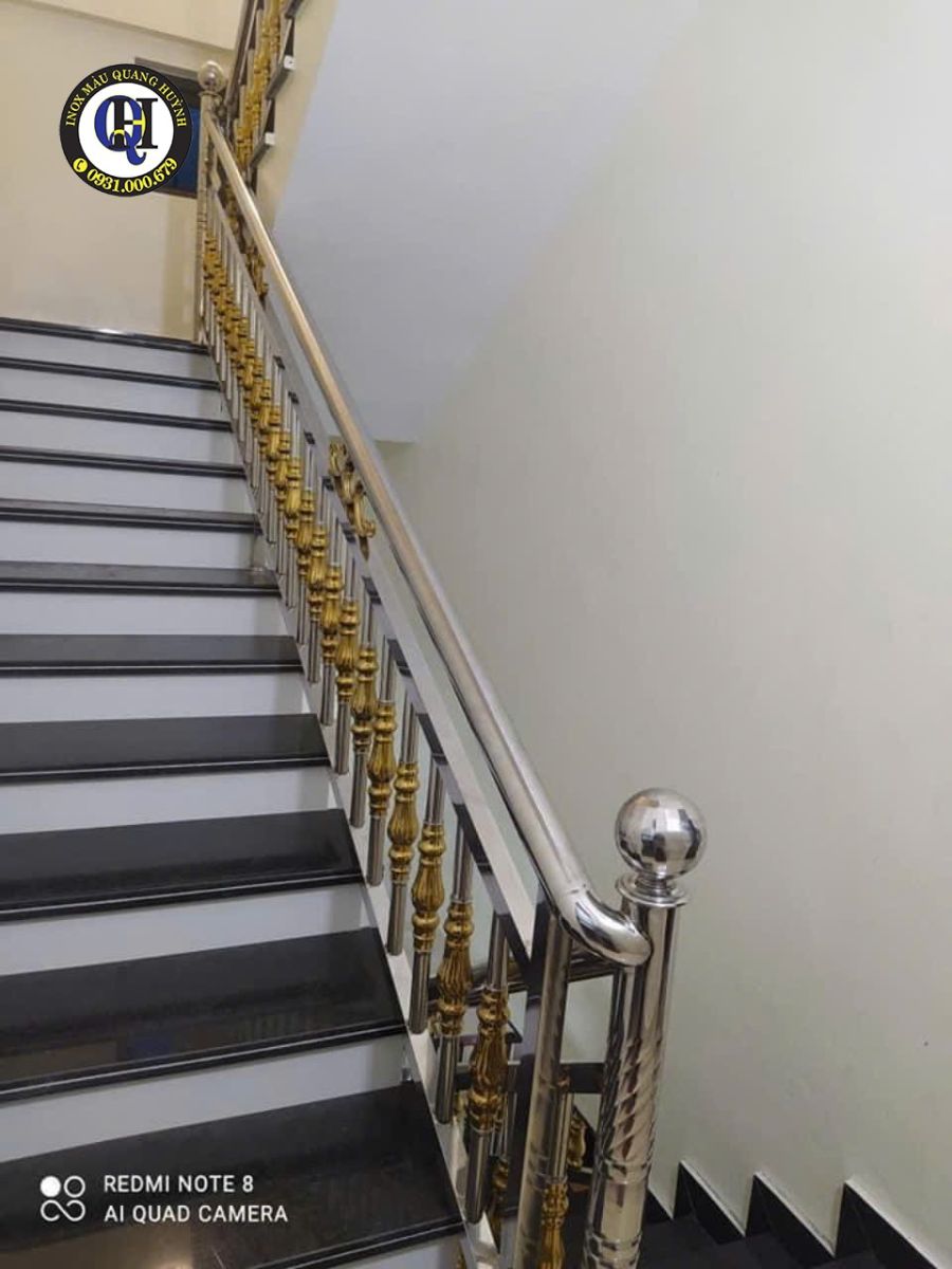 Báo Giá Cầu Thang Inox Mạ Màu Mới Nhất Tại Long Khánh